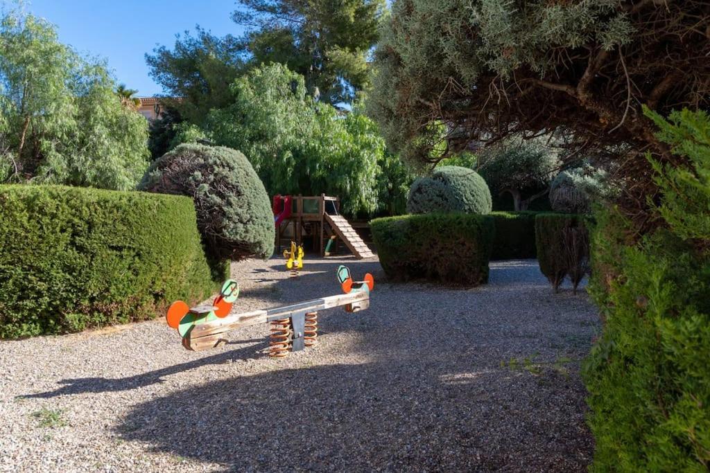 Privilegiado-tarragona-50mplaya-wifi-pool-relax